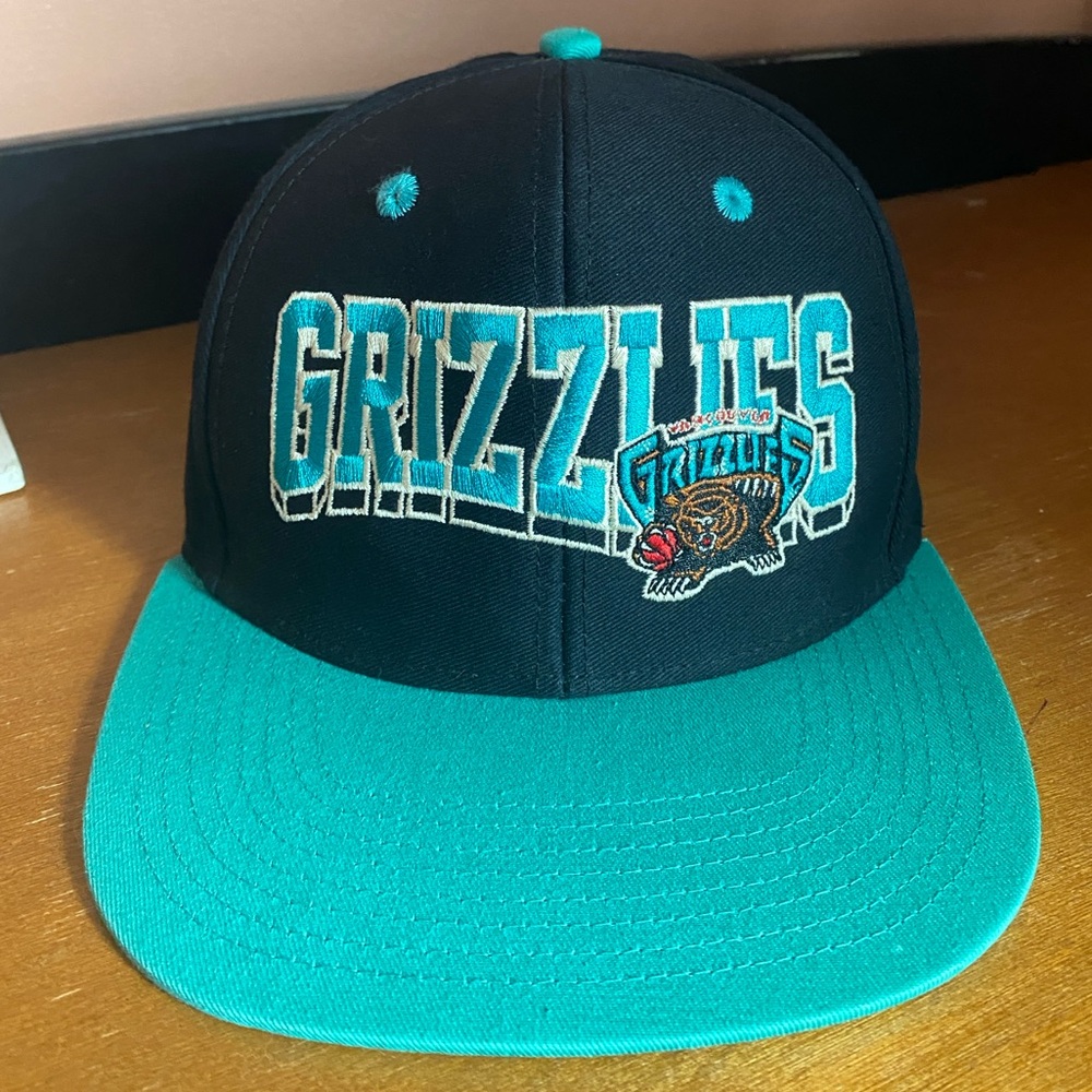 Adidas Memphis Grizzlies Unisex Hat